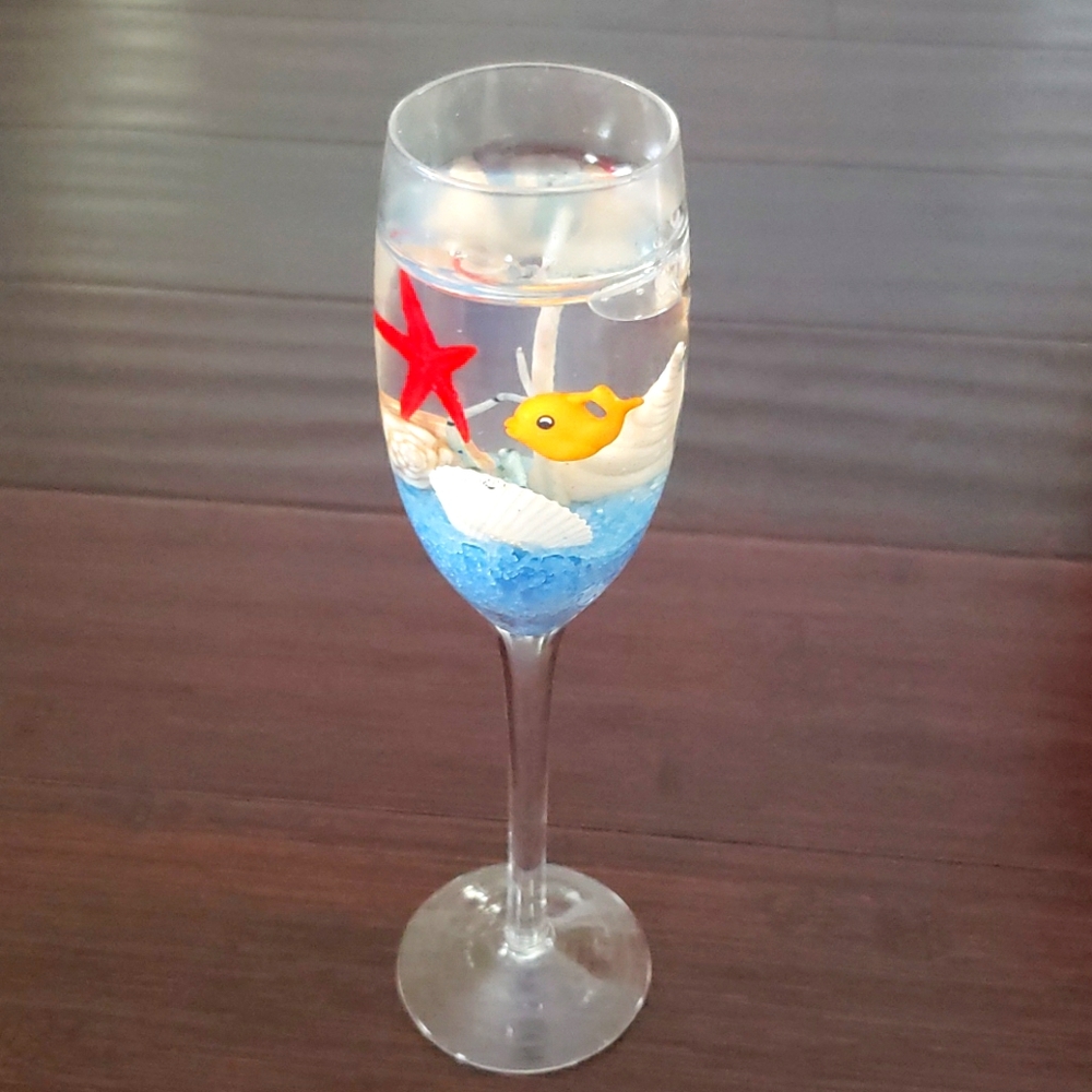 Ocean scene gel candle